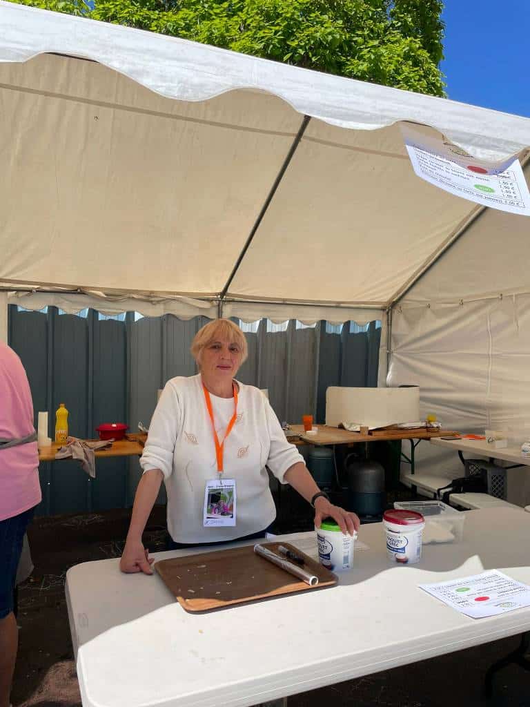20250518 braderie bénévoles (10)