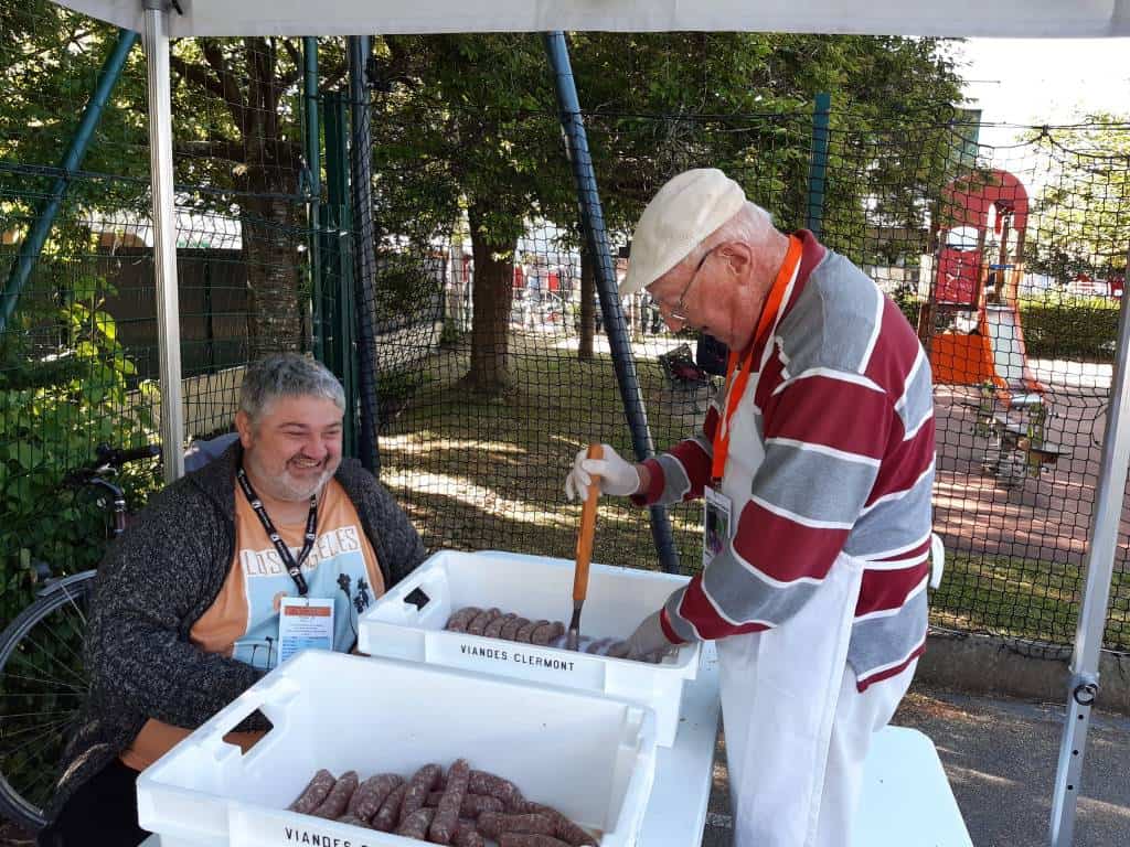 20250518 braderie bénévoles (23)