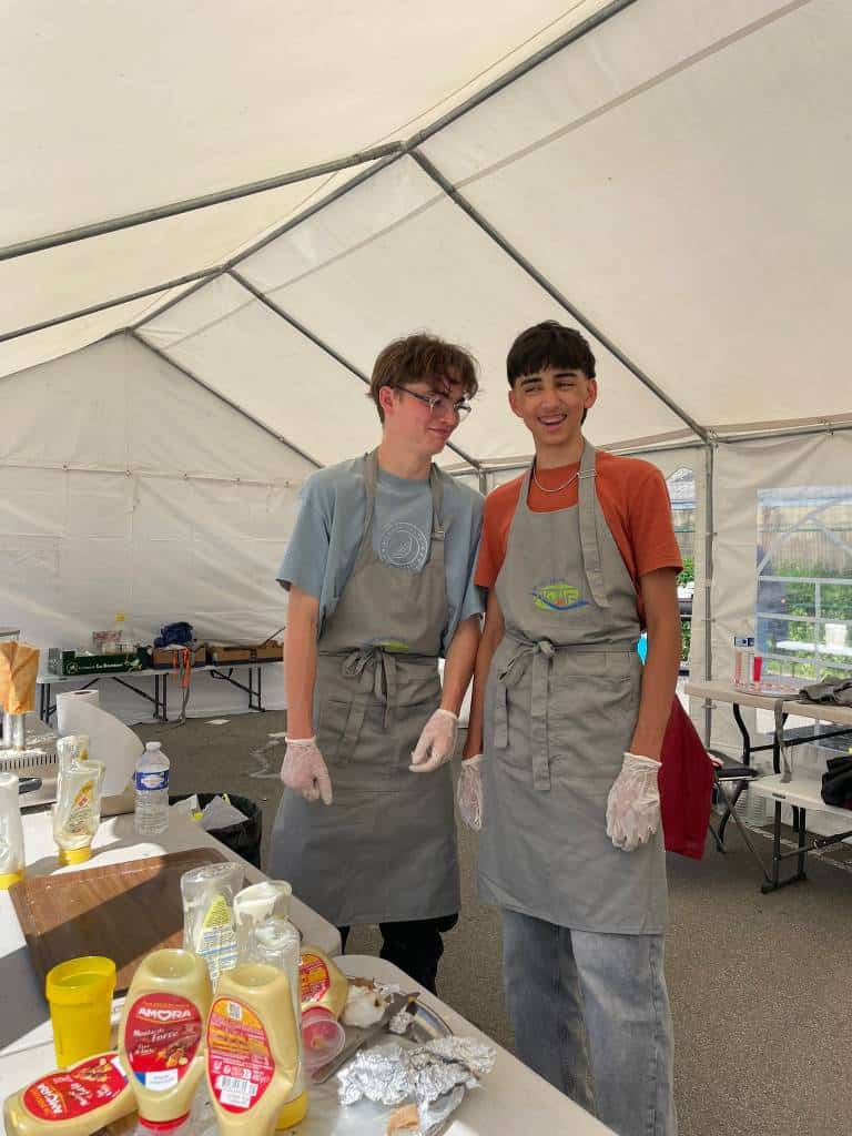 20250518 braderie bénévoles (4)