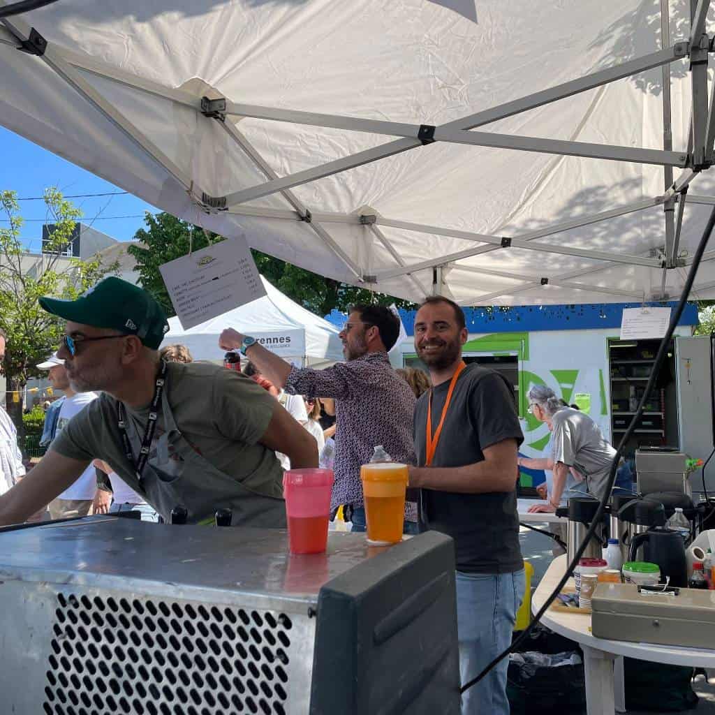 20250518 braderie bénévoles (6)